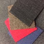 百聞は一見に如かず！内装素材はサンプルを見て触って確かめよう！